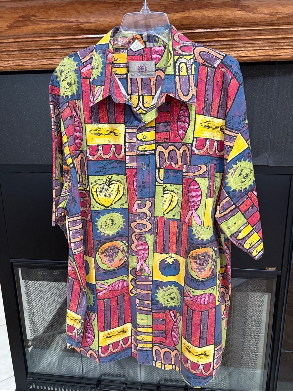 Territory Ahead vintage Men's vibrant abstract food Short Sleeve Button-Up Shirt